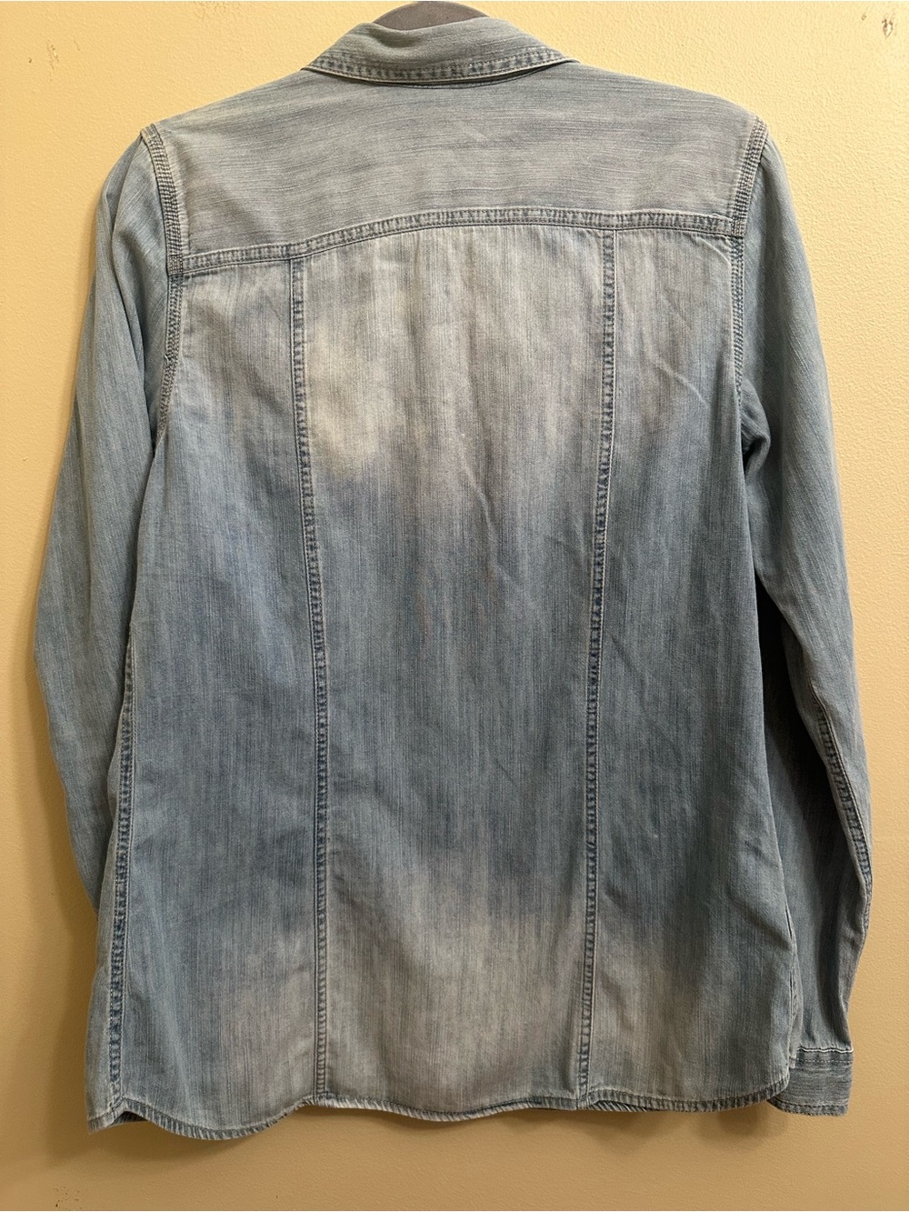 Eddie Bauer Shaped Fit Chambray Snap Button Shirt Women's Medium Tall Weste 1155 - Picture 3 of 9